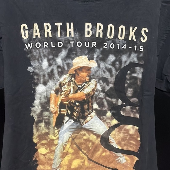 GARTH Brooks 2014- 2015 World Tour shirt - Picture 1 of 5